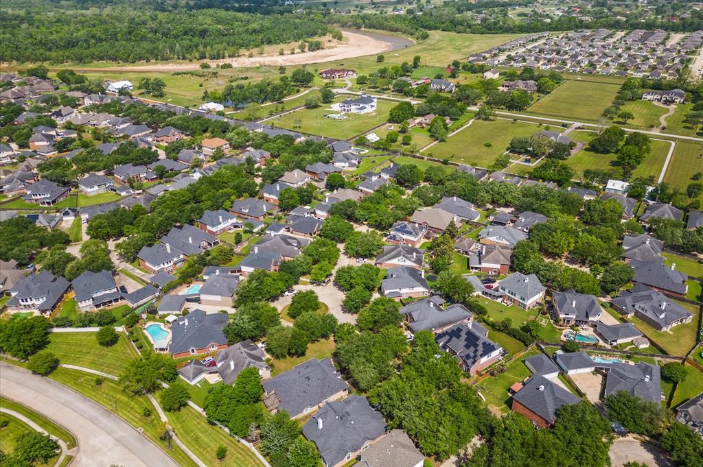 342 Silver Creek Circle, Richmond, Texas image 40