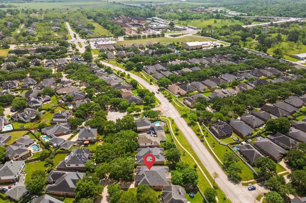 342 Silver Creek Circle, Richmond, Texas image 39