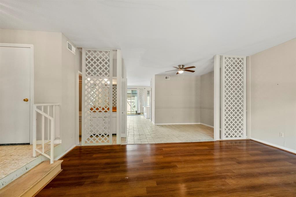 1119 Fountain View Drive #49, Houston, Texas image 7