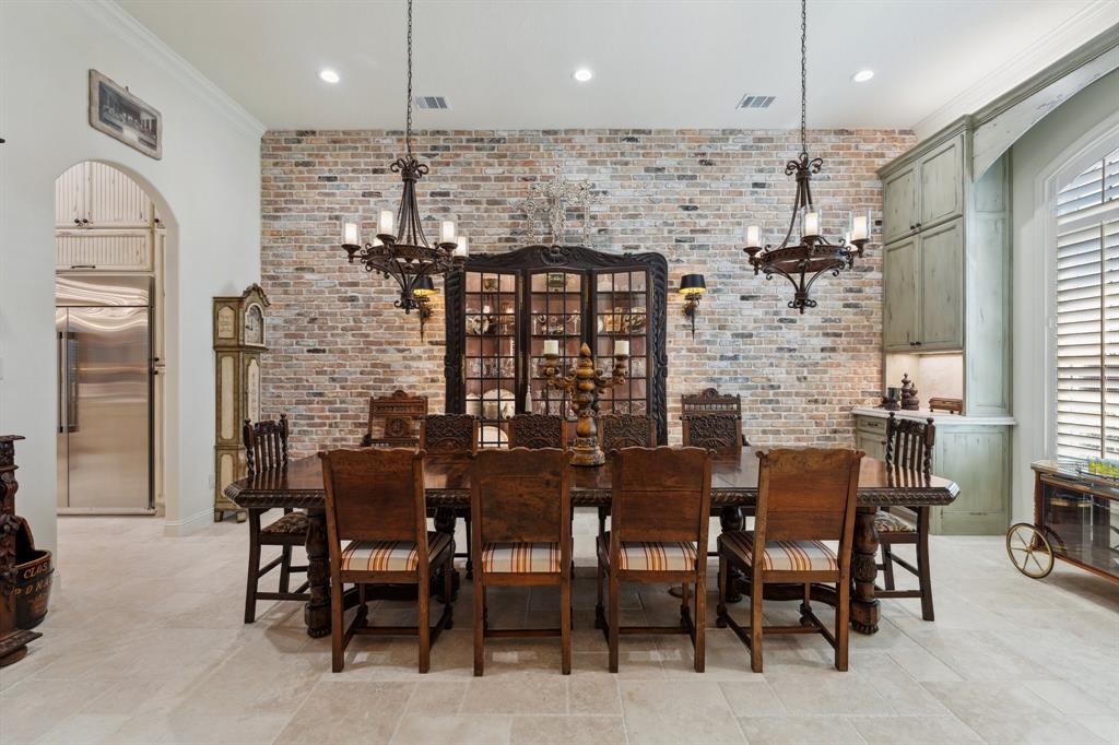 5206 Flint Hills Drive, College Station, Texas image 4