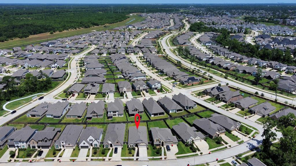 8831 Morning Glow Drive, Missouri City, Texas image 3