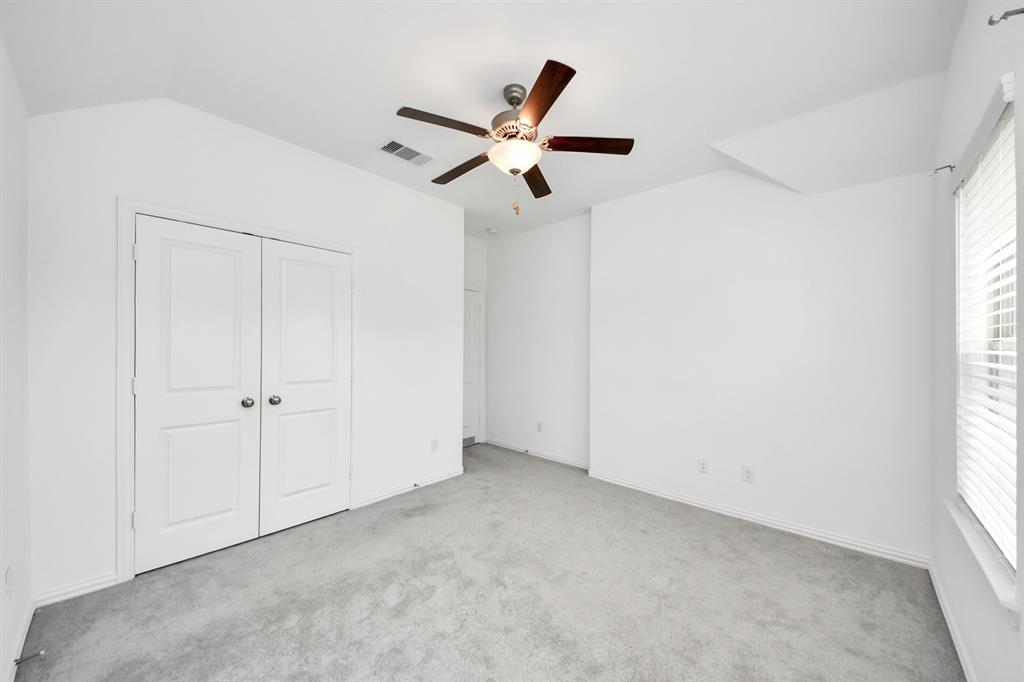 8831 Morning Glow Drive, Missouri City, Texas image 9