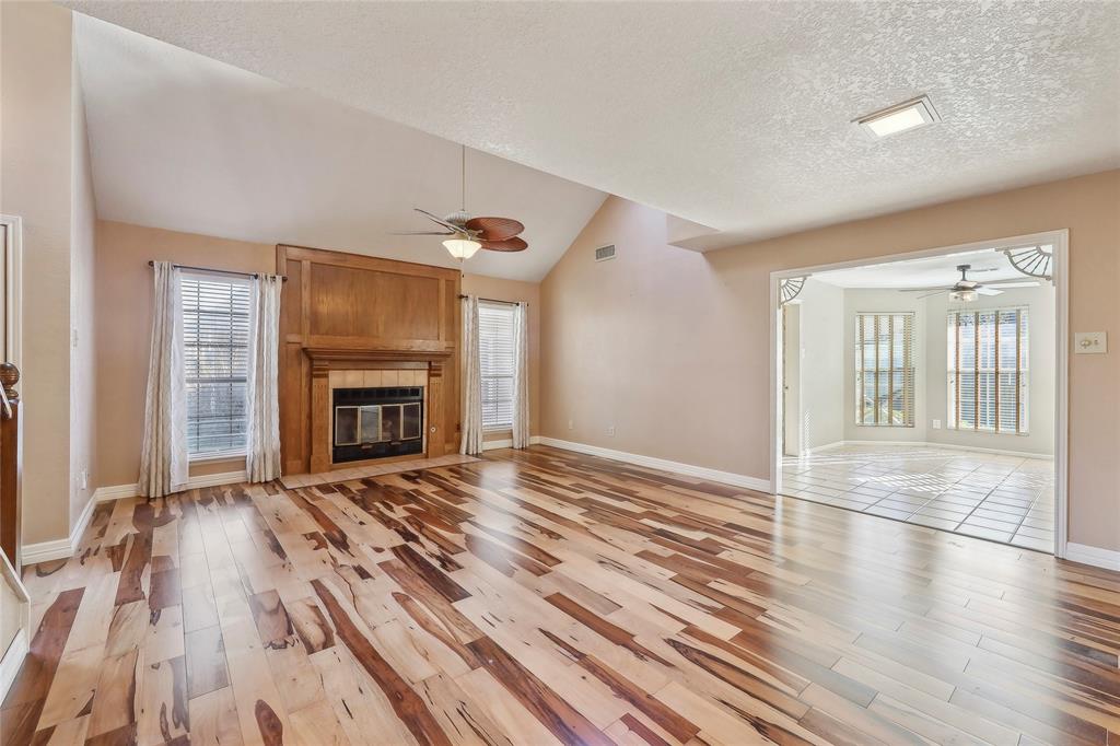 1515 Detroit Avenue, Nederland, Texas image 7