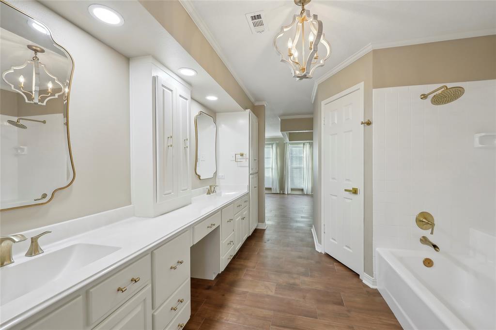 1515 Detroit Avenue, Nederland, Texas image 17