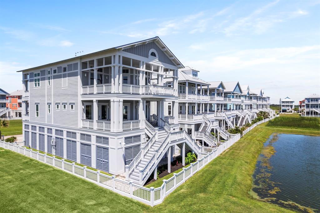 3835 Seabreeze Lane, Galveston, Texas image 7