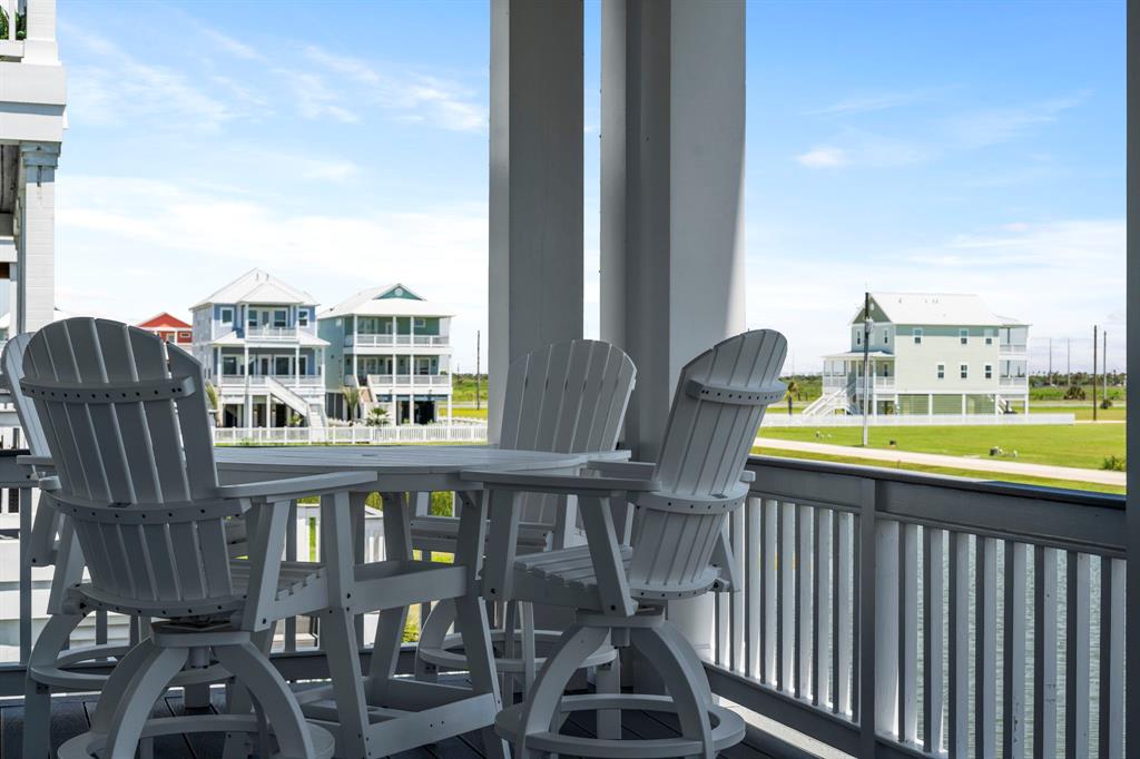 3835 Seabreeze Lane, Galveston, Texas image 31