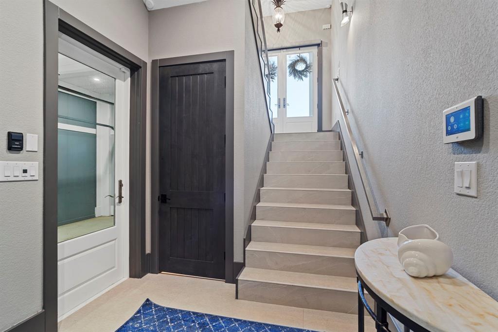 3835 Seabreeze Lane, Galveston, Texas image 14