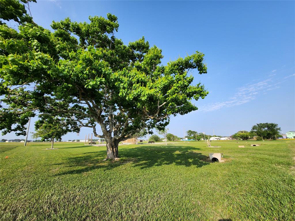 100 Indigo Drive, Palacios, Texas image 7