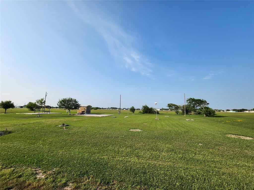 100 Indigo Drive, Palacios, Texas image 18