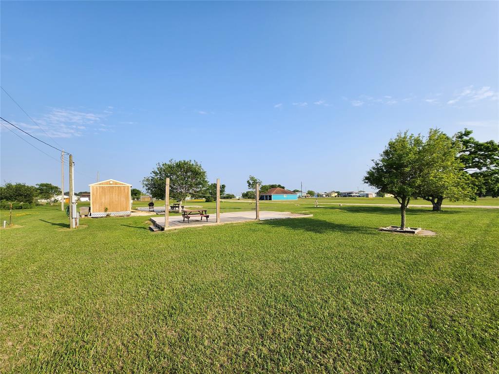 100 Indigo Drive, Palacios, Texas image 10