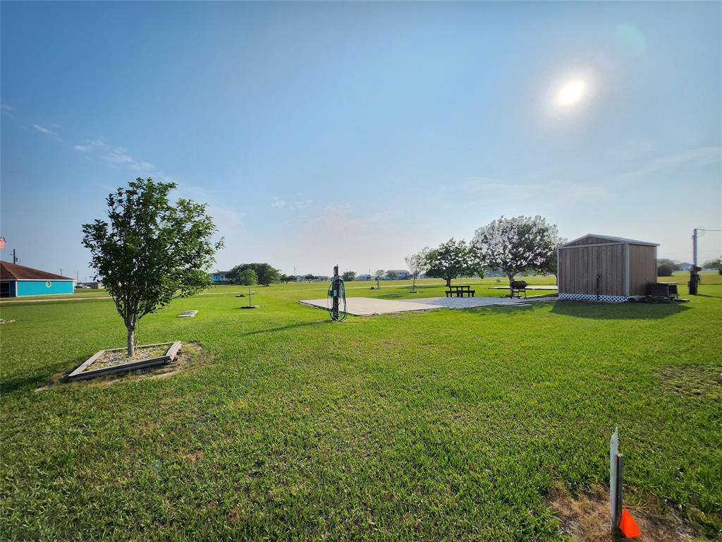 100 Indigo Drive, Palacios, Texas image 13