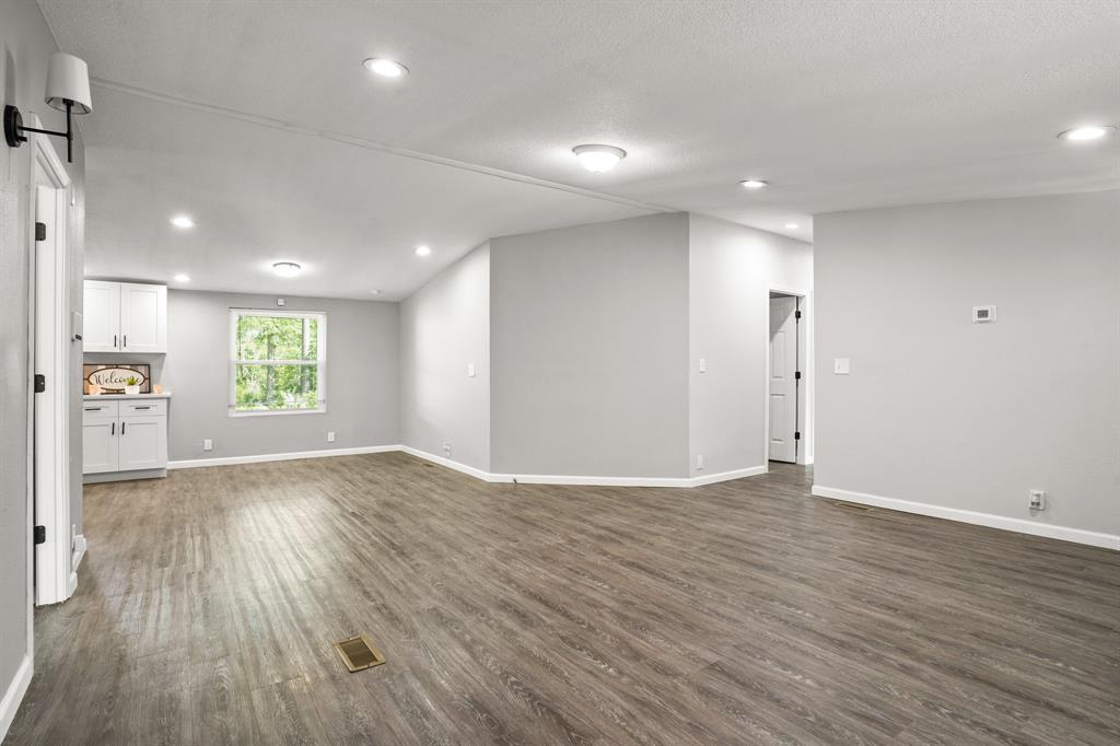 686 County Road 412, Dayton, Texas image 16