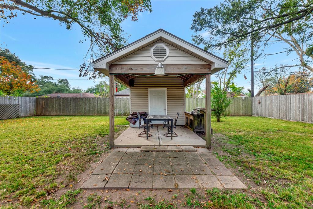 2607 S Crockett Street, La Marque, Texas image 26