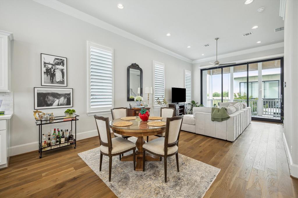 2421 W Kolbe Lane, Houston, Texas image 10