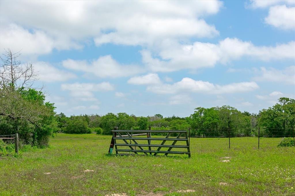 1890 Sandy Fork Road, Harwood, Texas image 10