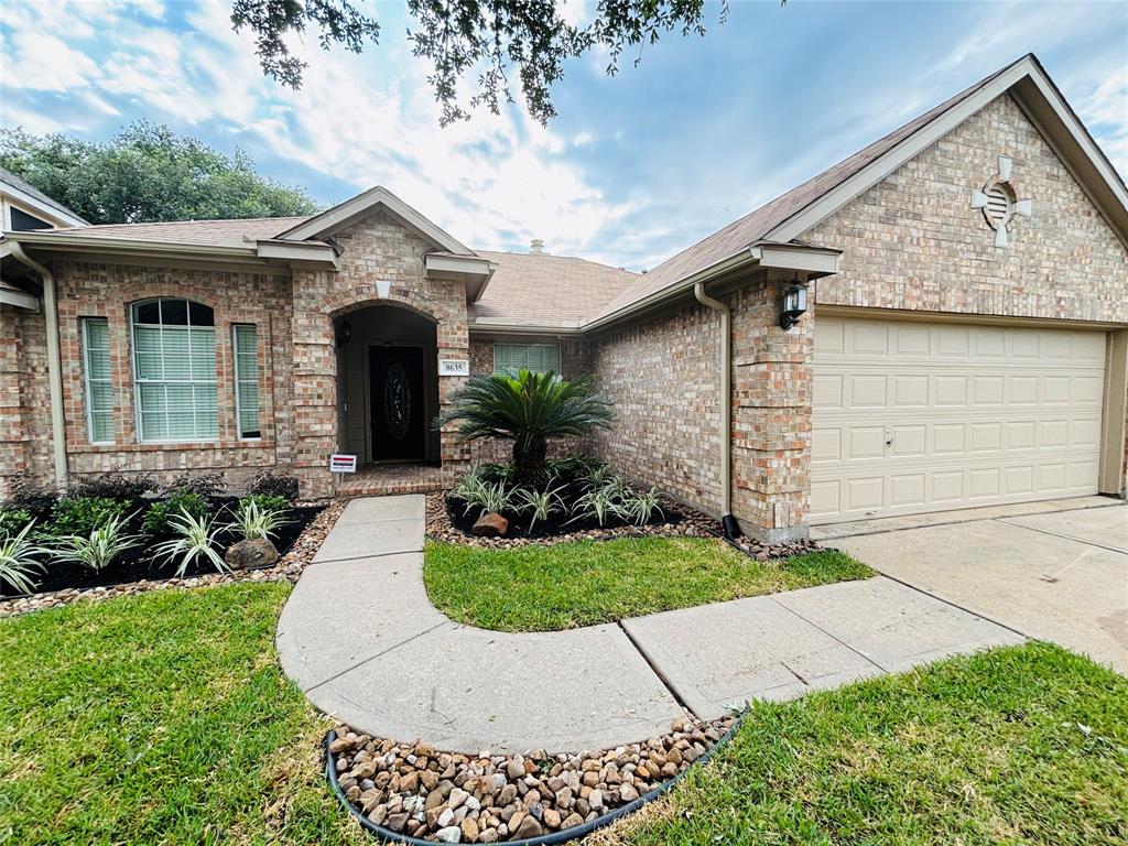 8635 Westcove Cir