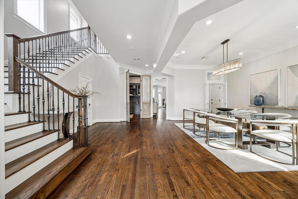 4526 Beech Street, Bellaire, Texas image 2