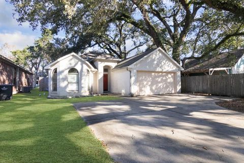 A home in Alvin