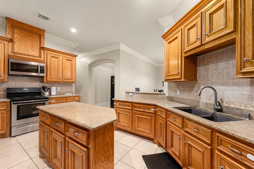 19509 Desna Drive, Porter, Texas image 13