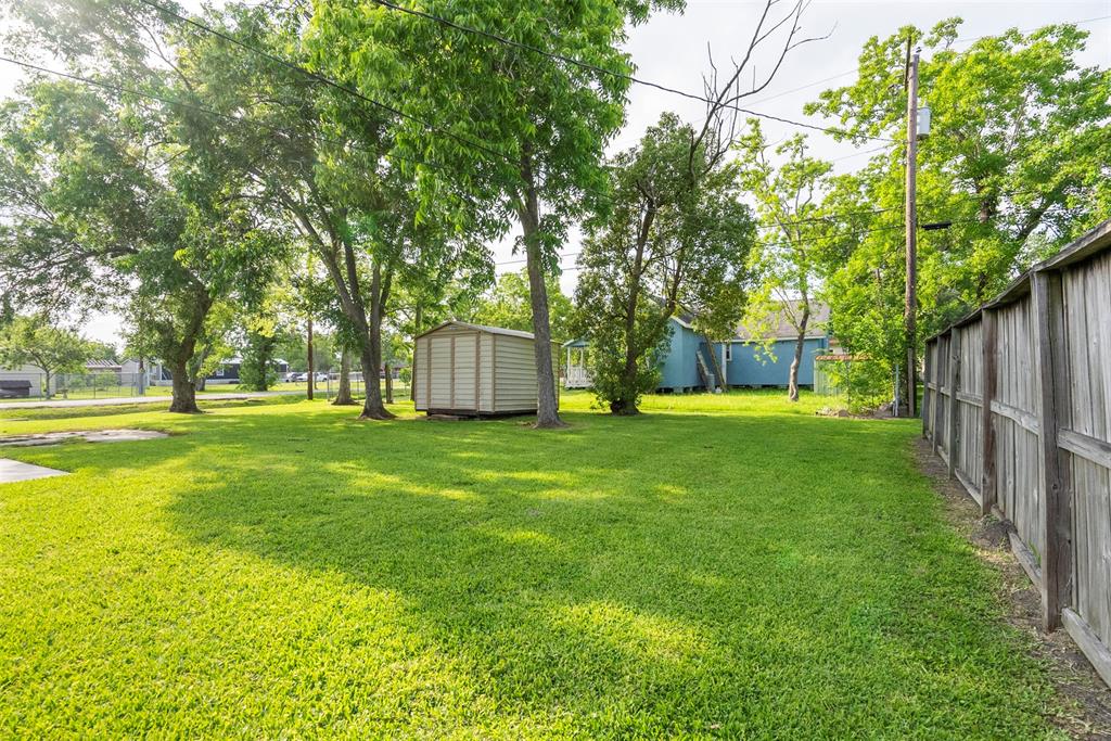 4801 36th Street, Dickinson, Texas image 22