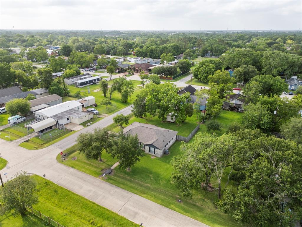 4801 36th Street, Dickinson, Texas image 24