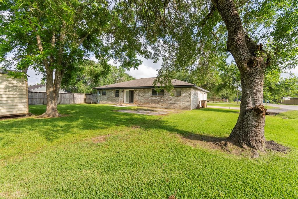 4801 36th Street, Dickinson, Texas image 21