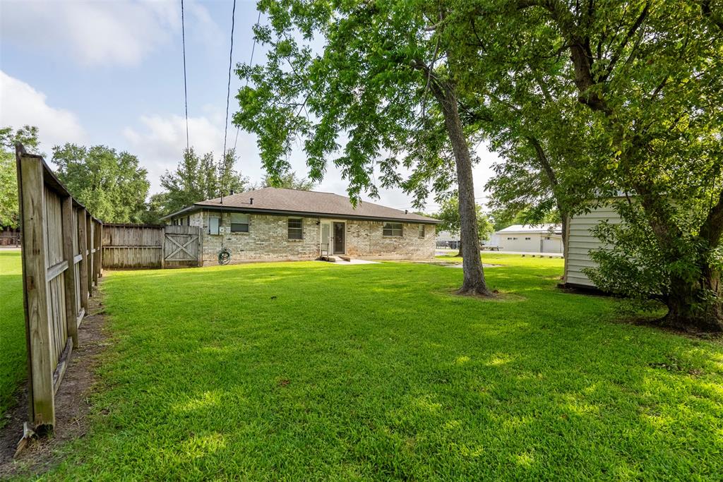 4801 36th Street, Dickinson, Texas image 23