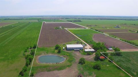 Vacant Land For Sale - 2711 County Road 406<br/> Taylor, TX 76574