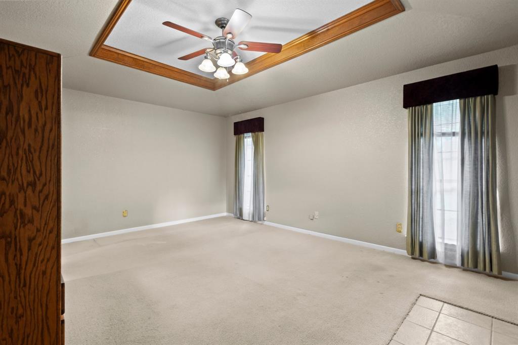 2945 Bonney Briar Place, Beaumont, Texas image 12
