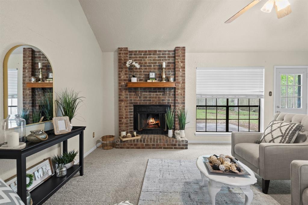 2945 Bonney Briar Place, Beaumont, Texas image 5