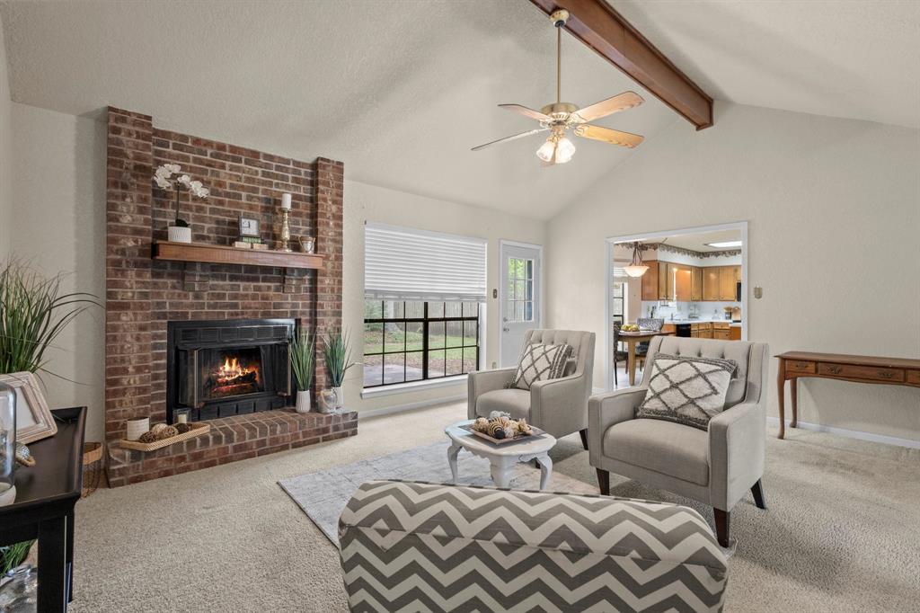 2945 Bonney Briar Place, Beaumont, Texas image 4