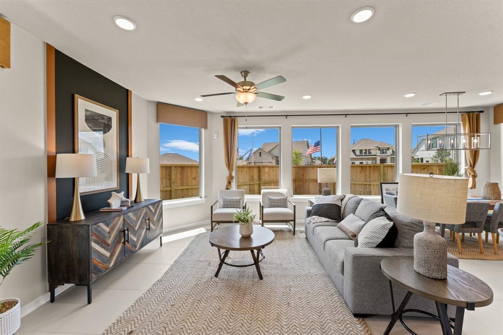 7727 Meadow Mouse Lane, Katy, Texas image 10