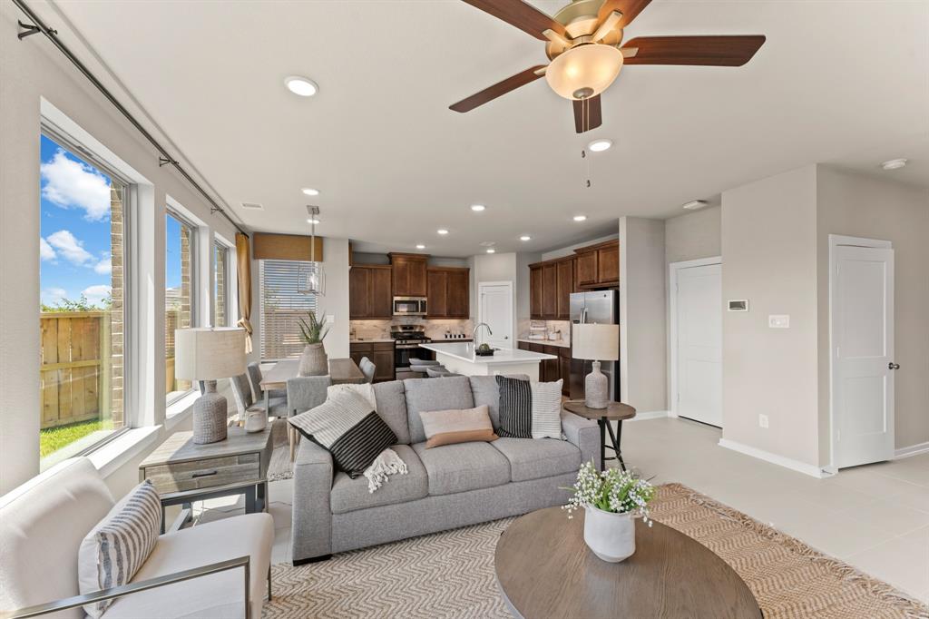 7727 Meadow Mouse Lane, Katy, Texas image 7