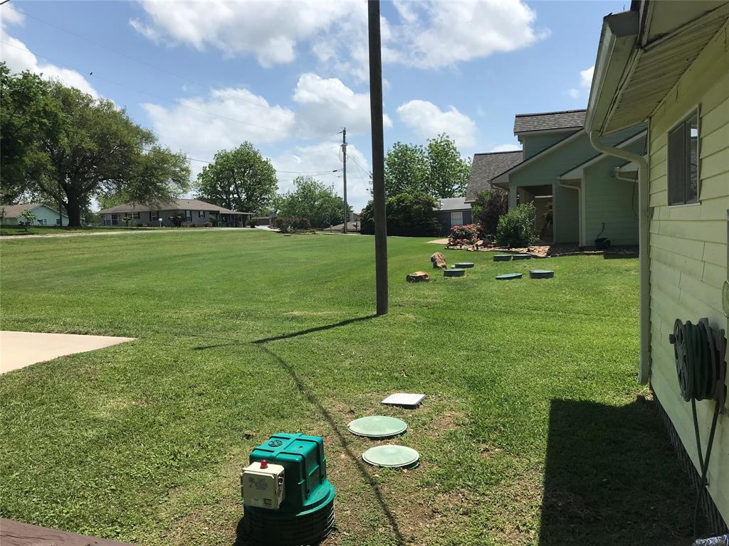 104 Bayside Street, Livingston, Texas image 13