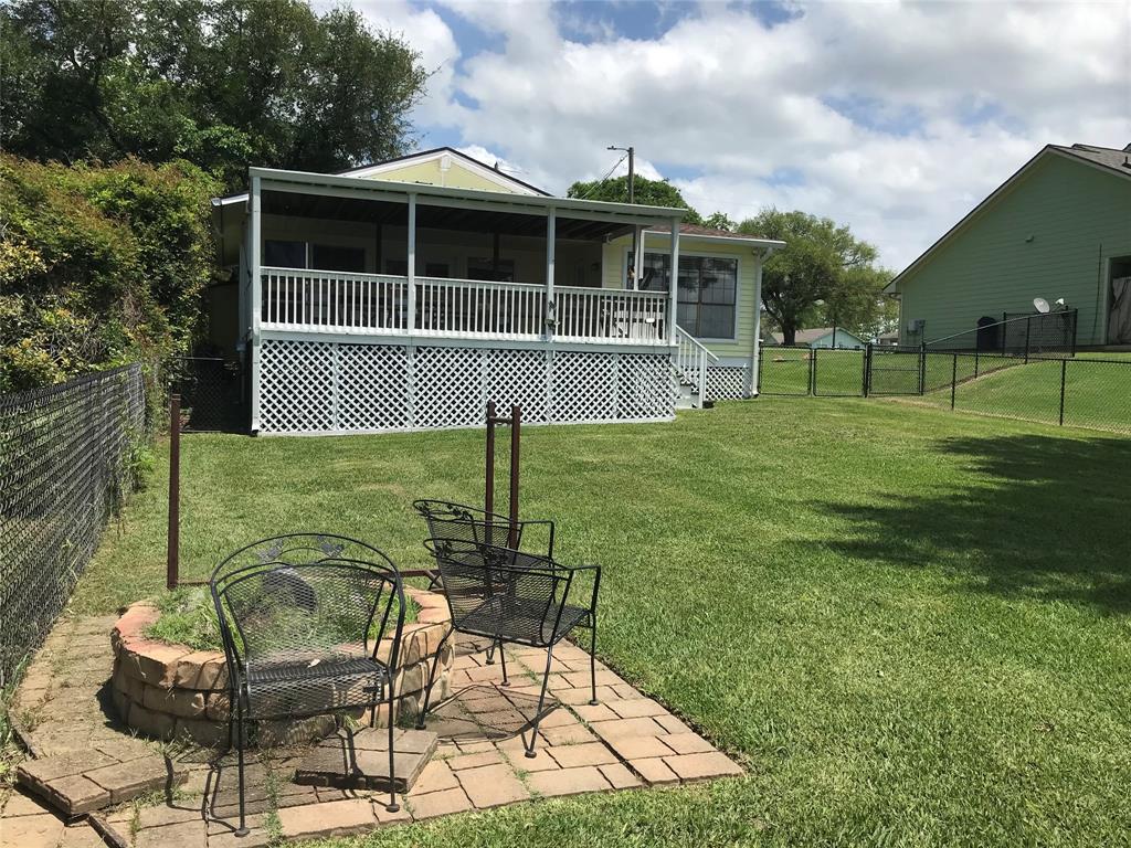 104 Bayside Street, Livingston, Texas image 4