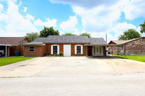 9207 Cobbleshire Drive Houston TX 77037
