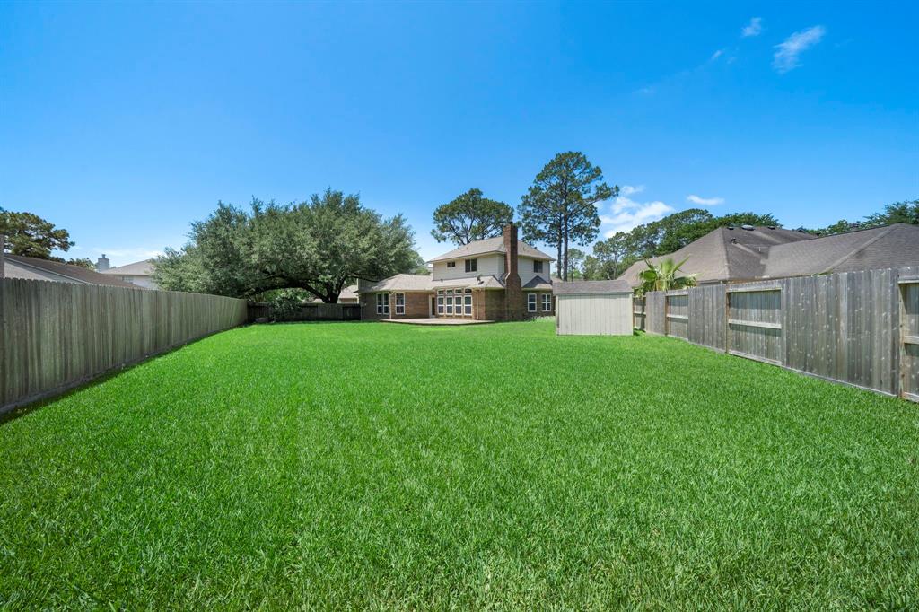 1714 Briarmoor Court, Houston, Texas image 30