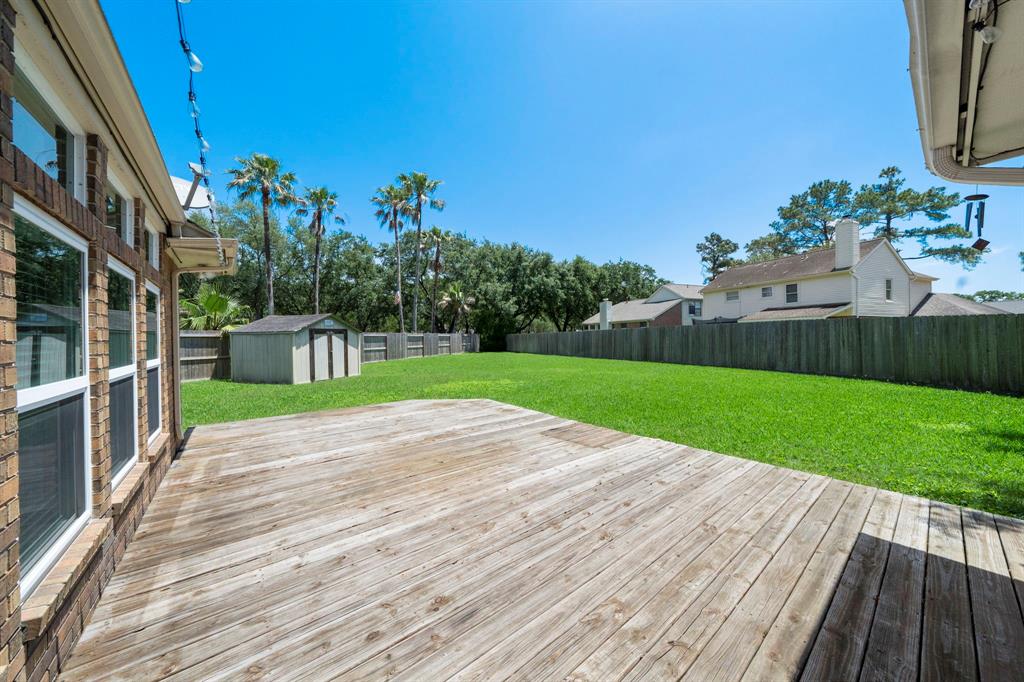 1714 Briarmoor Court, Houston, Texas image 27