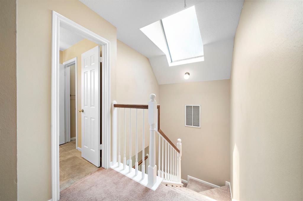 1714 Briarmoor Court, Houston, Texas image 19