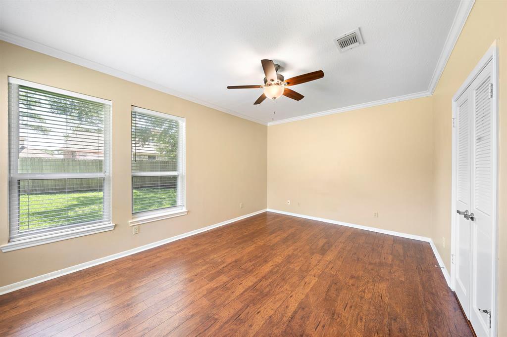 1714 Briarmoor Court, Houston, Texas image 12