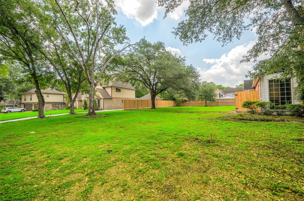 Hoveden Drive, Katy, Texas image 10