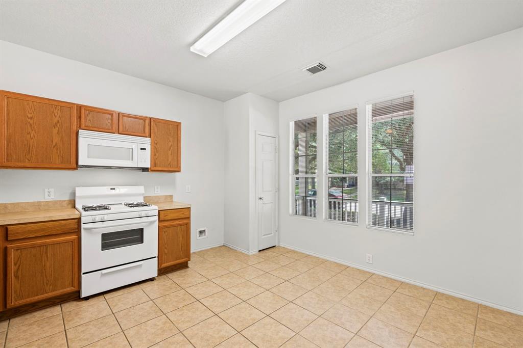 23831 Single Oak Street, Spring, Texas image 9