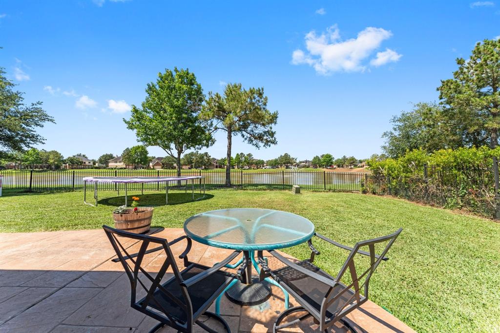 7610 Summer Night Lane, Rosenberg, Texas image 29