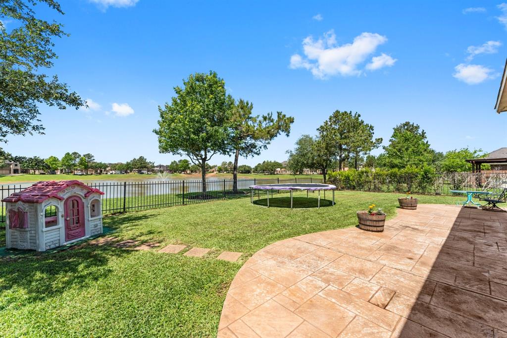 7610 Summer Night Lane, Rosenberg, Texas image 35