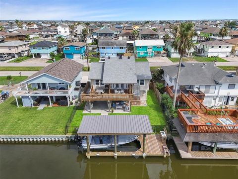 A home in Bayou Vista