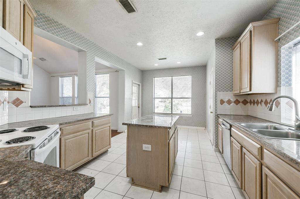 13623 Country Green Court, Houston, Texas image 17