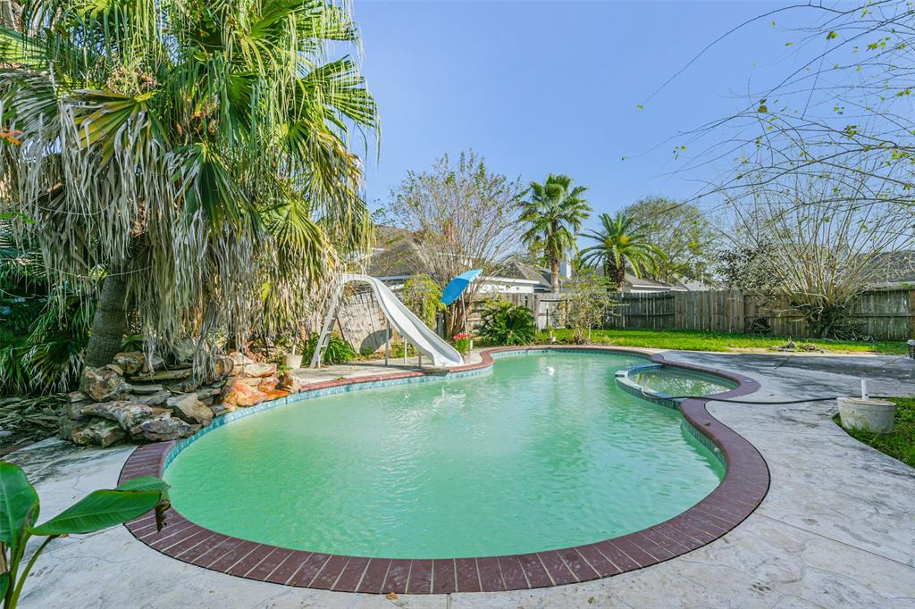13623 Country Green Court, Houston, Texas image 42