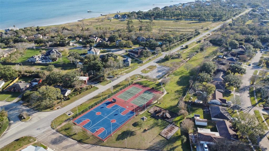806 Quintana Roo Place, Seabrook, Texas image 49