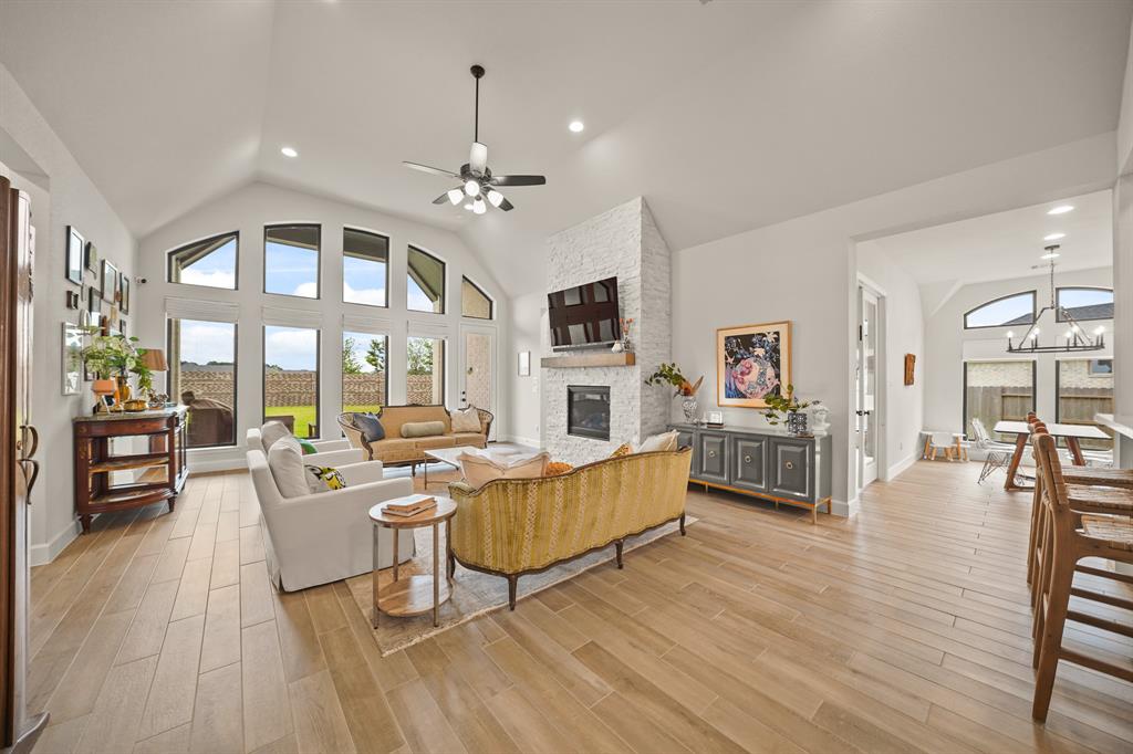 19002 Valentine Padlock Circle, Tomball, Texas image 1