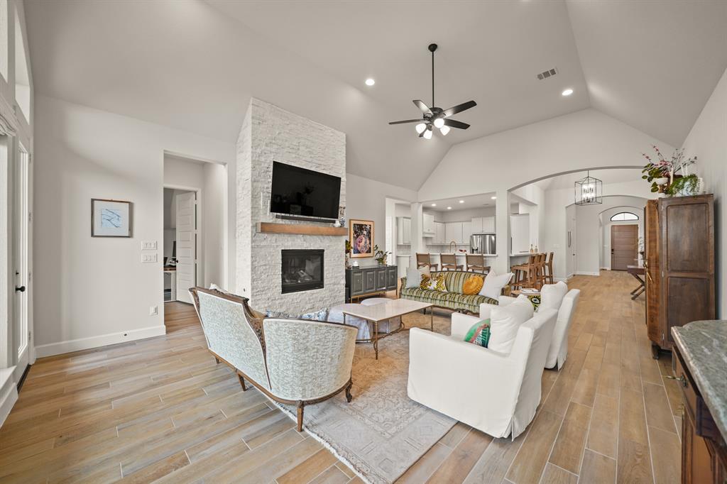 19002 Valentine Padlock Circle, Tomball, Texas image 12